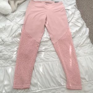 NWT Victoria’s Secret Sport Knockout tights M